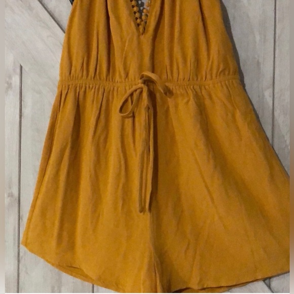 Forever 21 Halter Romper - Picture 6 of 9